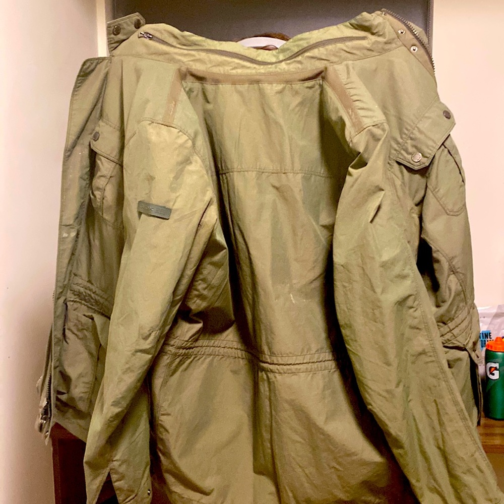Geox Jacket/Windbreaker great condition. Barely worn